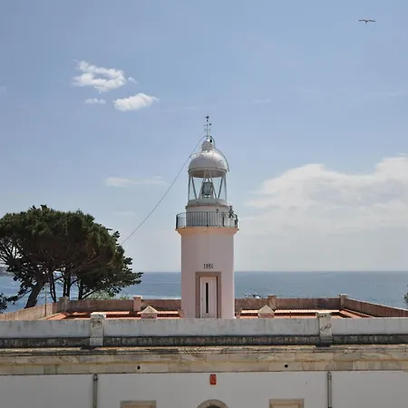 Sea-view In Near Roses